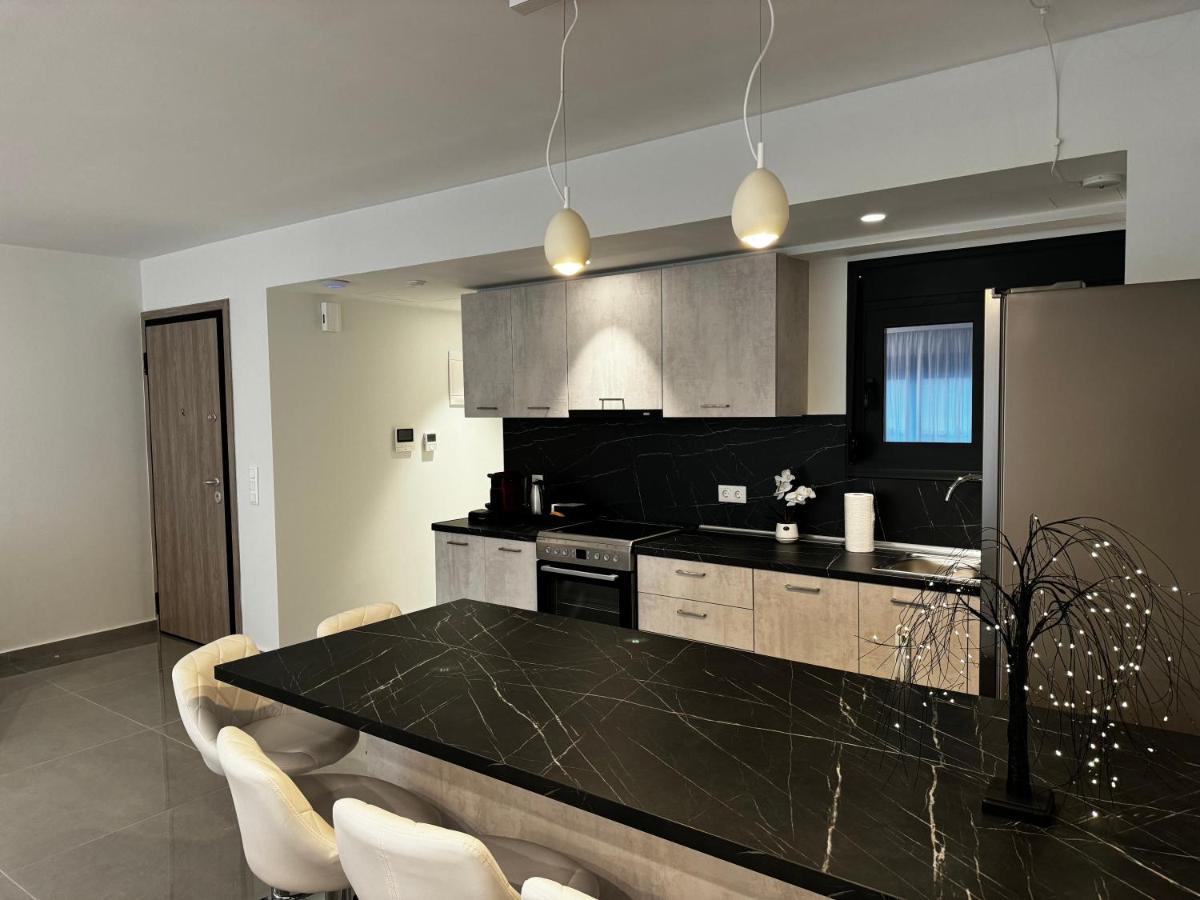 Bed and Breakfast Icon Urban Living Trikala Esterno foto